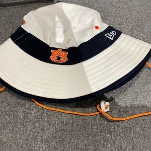 Adult Auburn size medium to large hat.